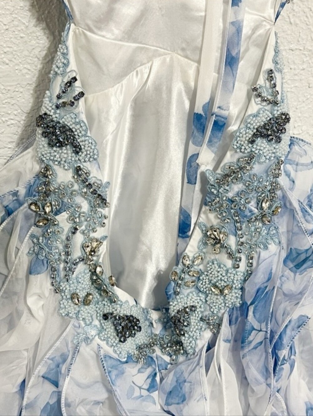 NWT Mac Duggal Floral Lace Up Tie Back Ruffle Shoulder Embellished Gown 2220 - Picture 10 of 12